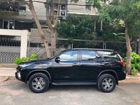 Bán xe Toyota Fortuner AT model 2018 máy xăng, màu đen Bán xe Toyota Fortuner AT model 2018 máy xăng, màu đen