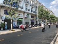 Bán SHOPHOUSE mặt tiền đường KD 33m , kế bên Vincom Plaza . Gía 3,4 tỷ Bán SHOPHOUSE mặt tiền đường KD 33m , kế bên Vincom Plaza . Gía 3,4 tỷ