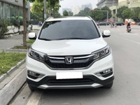 Cần bán xe CRV 2.4, sản xuất 2015, số tự động, màu trắng. Cần bán xe CRV 2.4, sản xuất 2015, số tự động, màu trắng.