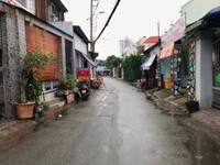 Bán Nhà Nát Đường Số 31 P.Bình Trưng Đông Q2 Giá 3,35 tỷ Bán Nhà Nát Đường Số 31 P.Bình Trưng Đông Q2 Giá 3,35 tỷ