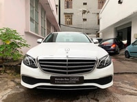 Bán xe Mercedes E200 2019 Trắng nội thất Nâu chạy lướt 3500 km Bán xe Mercedes E200 2019 Trắng nội thất Nâu chạy lướt 3500 km