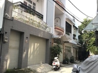 Bán Nhà Phạm Văn Đồng Diện tích: 122 mGiá: 7,4 tỷ Bán Nhà Phạm Văn Đồng Diện tích: 122 mGiá: 7,4 tỷ