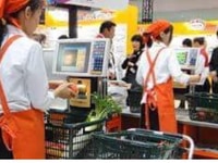 Cần tuyển nhân viên nam nữ thu ngân đứng tính tiền tại quầy siêu thị Cần tuyển nhân viên nam nữ thu ngân đứng tính tiền tại quầy siêu thị