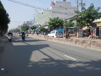 Nhà Nguyên Căn 3 Tầng ST - DT: 5m x 17m - Sân & Phòng Khách Rộng Nhà Nguyên Căn 3 Tầng ST - DT: 5m x 17m - Sân & Phòng Khách Rộng