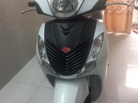 Cần bán xe Shi nhập màu trắng đen đăng ký 2010 Cần bán xe Shi nhập màu trắng đen đăng ký 2010