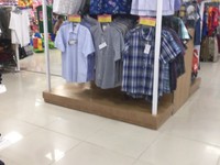 Cửa hàng thời trang cần tuyển bán hàng xoay ca Cửa hàng thời trang cần tuyển bán hàng xoay ca