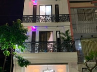 Nhà phố 02 MT, tiện kinh doanh, làm VP Nhà phố 02 MT, tiện kinh doanh, làm VP