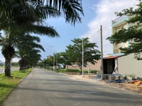 Cần thanh lý gấp lô góc 2 MT 200m2 và 20 nền đất đối diện Chợ Cần thanh lý gấp lô góc 2 MT 200m2 và 20 nền đất đối diện Chợ