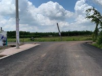Cần bán nhanh lô đất ngay ủy ban nhanh dân Nha Bích để xây nhà Cần bán nhanh lô đất ngay ủy ban nhanh dân Nha Bích để xây nhà