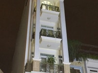 Vị trí kinh doanh, nhà 4 tầng, giá chỉ 14 tỷ 500. Vị trí kinh doanh, nhà 4 tầng, giá chỉ 14 tỷ 500.