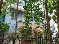 Cần bán Biệt thự Vườn khu vực Yên Hòa, Cầu Giấy, 200m2x3T, giá 34 tỷ Cần bán Biệt thự Vườn khu vực Yên Hòa, Cầu Giấy, 200m2x3T, giá 34 tỷ