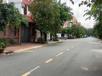Bán nhà Biệt thự đường 17 cao lỗ Q8, dt 6x18m 1 trệt 2 lầu sân thượng. Bán nhà Biệt thự đường 17 cao lỗ Q8, dt 6x18m 1 trệt 2 lầu sân thượng.