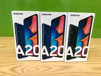 Samsung galaxy A20 chính hãng VN 2 sim mới tinh đập hộp Samsung galaxy A20 chính hãng VN 2 sim mới tinh đập hộp