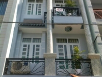 Cho thuê nhà đường 800A, 60m x 5T, giá 14tr/th,ô tô đỗ cửa Cho thuê nhà đường 800A, 60m x 5T, giá 14tr/th,ô tô đỗ cửa