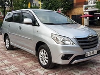 Bán Toyota Innova 2.0E màu bạc 2015 Bán Toyota Innova 2.0E màu bạc 2015