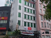 Cho thuê nhà trung tâm P. 8, Quận 3 MT đường Lý Chính Thắng 120tr/th. Cho thuê nhà trung tâm P. 8, Quận 3 MT đường Lý Chính Thắng 120tr/th.