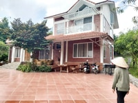 Biệt thự sẵn khuôn viên, sát khu homestay Nhà của tớ tại Tiến Xuân. Biệt thự sẵn khuôn viên, sát khu homestay Nhà của tớ tại Tiến Xuân.