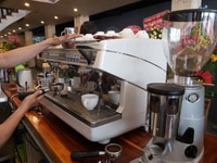 Tìm địa chỉ bán máy pha cafe cũ tại TPHCM giá rẻ bảo hành 12 tháng. Tìm địa chỉ bán máy pha cafe cũ tại TPHCM giá rẻ bảo hành 12 tháng.
