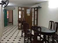 Bán căn hộ tập thể phố Trần Qúy Cáp Bán căn hộ tập thể phố Trần Qúy Cáp