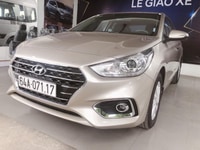Xe ô tô Hyundai Accent số sàn có sẵn giao ngay, giá mặt đất, tặng 10tr Xe ô tô Hyundai Accent số sàn có sẵn giao ngay, giá mặt đất, tặng 10tr