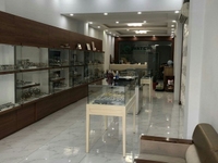 Cho thuê tòa nhà Nguyễn Cư Trinh, Quận 1 8,5x20m. 3 lầu 180tr Cho thuê tòa nhà Nguyễn Cư Trinh, Quận 1 8,5x20m. 3 lầu 180tr