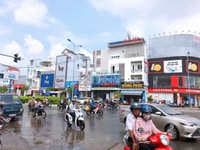 Cho thuê Mặt bằng 200m2 ngay góc 2 mặt tiền đường 3/2 Cho thuê Mặt bằng 200m2 ngay góc 2 mặt tiền đường 3/2