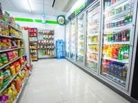 Cửa hàng hoá mỹ phẩm cần tuyển gấp 3 nhân viên bán hàng Cửa hàng hoá mỹ phẩm cần tuyển gấp 3 nhân viên bán hàng