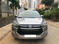 Gia đình cần bán gấp xe Toyota Innova Model 2018, số sàn, màu bạc Gia đình cần bán gấp xe Toyota Innova Model 2018, số sàn, màu bạc