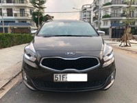 Gia đình cần bán Kia Rondo GATH 2015 màu nâu, Máy xăng bản FULL Gia đình cần bán Kia Rondo GATH 2015 màu nâu, Máy xăng bản FULL