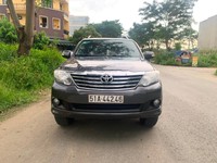 Bán Toyota Fortuner G 2012, mẫu mới, số tay, máy dầu. Bán Toyota Fortuner G 2012, mẫu mới, số tay, máy dầu.