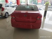 Bán Xe Kia Soluto 2019 Mới 100% Bán Xe Kia Soluto 2019 Mới 100%