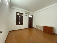 Chủ nhà bán nhà ngõ 15 Phương Mai 28m2, nhà đẹp ngõ rộng, 2.75 tỷ Chủ nhà bán nhà ngõ 15 Phương Mai 28m2, nhà đẹp ngõ rộng, 2.75 tỷ