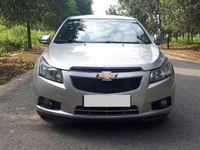 Cần bán xe Chevrolet Cruze 2010 số sàn, màu Bạc Cần bán xe Chevrolet Cruze 2010 số sàn, màu Bạc