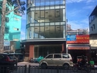 Cần cho thuê RẤT GẤP nhà hai mặt tiền 7x16 2 lầu đường Phạm Văn Đồng Cần cho thuê RẤT GẤP nhà hai mặt tiền 7x16 2 lầu đường Phạm Văn Đồng
