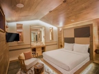 HOT bán gấp khách sạn 4 sao tại Sương Nguyệt Ánh Q1 Lh ngay HOT bán gấp khách sạn 4 sao tại Sương Nguyệt Ánh Q1 Lh ngay