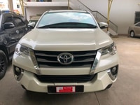 Bán xe Fortuner V 4x2, màu trắng, sản xuất 2017 Bán xe Fortuner V 4x2, màu trắng, sản xuất 2017