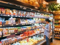 Cửa hàng cần tuyển thêm nhân viên nam nữ bán hàng tại cửa hàng Cửa hàng cần tuyển thêm nhân viên nam nữ bán hàng tại cửa hàng