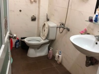 Bán nhà mặt ngõ buôn bán được. Bán nhà mặt ngõ buôn bán được.