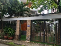 Định cư nước Ngoài cần bán biệt thự trong lòng thành phố 11,5x25. Định cư nước Ngoài cần bán biệt thự trong lòng thành phố 11,5x25.