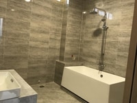 Khách sạn tiêu chuẩn Nhật Bản - Khai thác 200 triệu/tháng - Sát MT Khách sạn tiêu chuẩn Nhật Bản - Khai thác 200 triệu/tháng - Sát MT