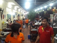Tuyển 2 nhân viên nam phụ bếp Tuyển 2 nhân viên nam phụ bếp