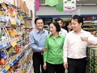 Tuyển nam/nữ Lao động phổ thông - Bán Hàng Tuyển nam/nữ Lao động phổ thông - Bán Hàng