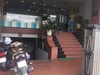 Nhà nguyên căn MT đường Lê Văn Sỹ, Quận 3. DT 5x24m, 3 tầng, 60tr/th Nhà nguyên căn MT đường Lê Văn Sỹ, Quận 3. DT 5x24m, 3 tầng, 60tr/th