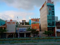 Cho thuê mặt bằng diện tích từ 20 đến 100m2 tại vòng xoay Cho thuê mặt bằng diện tích từ 20 đến 100m2 tại vòng xoay