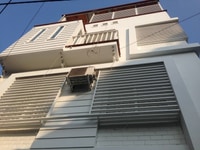 Nhà 5 tầng nội thất nhập khẩu cách mặt phố 30m giá từ 2,1 tỷ. Nhà 5 tầng nội thất nhập khẩu cách mặt phố 30m giá từ 2,1 tỷ.