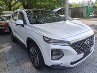 Hyundai Santa Fe giảm tiền mặt tặng phụ kiện hấp dẫn Hyundai Santa Fe giảm tiền mặt tặng phụ kiện hấp dẫn