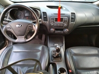 Chính chủ bán xe Kia K3 1.6MT 2014 Full đồ Chính chủ bán xe Kia K3 1.6MT 2014 Full đồ
