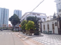 Bán nhà phố Quận Bình Tân. 100m2. 1 trệt 3 lầu- tặng full nội thất mới Bán nhà phố Quận Bình Tân. 100m2. 1 trệt 3 lầu- tặng full nội thất mới
