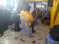 Điền Barber Shop tuyển 4 thợ nam Điền Barber Shop tuyển 4 thợ nam
