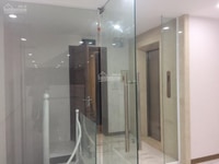 Cho thuê nhà làm CHDV đường Lạc Long Quân 6 tầng, 1 tum Cho thuê nhà làm CHDV đường Lạc Long Quân 6 tầng, 1 tum